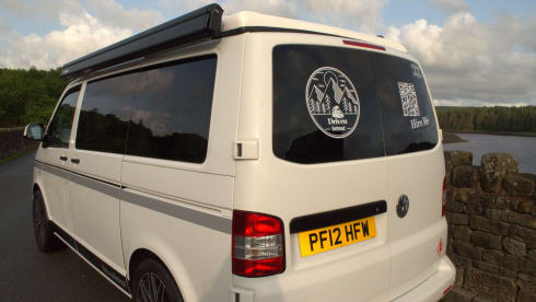 Mabel – 4 berth Volkswagen campervan from 2012