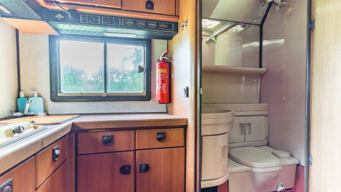 The Dude – Awesome retro camper from 1990