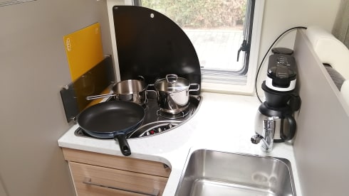 Ahörnchen  – Fully equipped, self-sufficient, stationary climate
