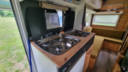 4p Dethleffs alcove from 1993