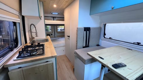 Matteo – Camperized van