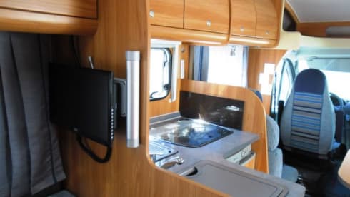 Marano t580 – 4p Bürstner semi-integrated uit 2008