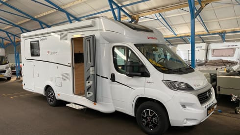 onze camper – 4p Dethleffs semi-intégré à partir de 2021
