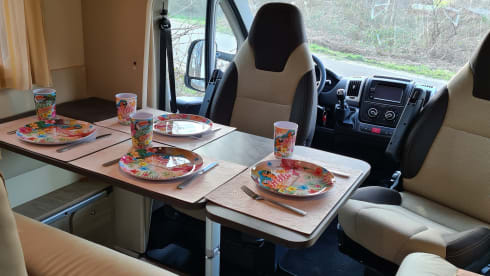 Dolly – Luxury camper with plenty of storage space.