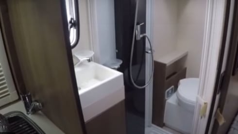 RON – RON 3/4 berth Chausson 