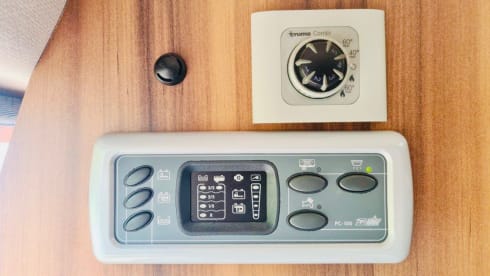 Vaiana – Comfort & Freedom: Camper with Solar, Bathroom & Heating