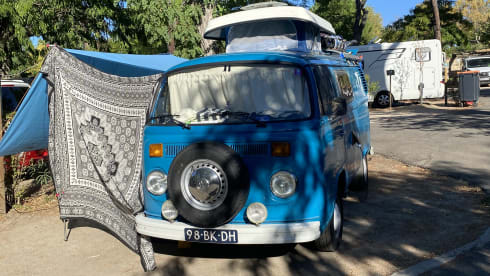 Blue  – Blauwe Volkswagen campervan uit 1978