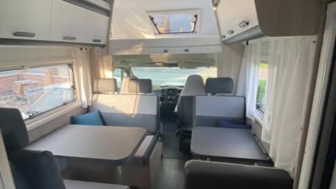 Perfect family motorhome  – 7 berth Sun Living alcove from 2021