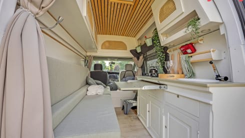Renault Camper bus – Nice and strong campervan from 2005