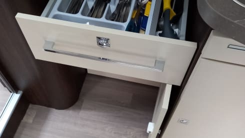 4p Benimar cocoon 463 Semi-Integral from 2021
