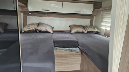 The HappyVan – 2 person fully equipped Bürstner automatic from 2024: The HappyVan