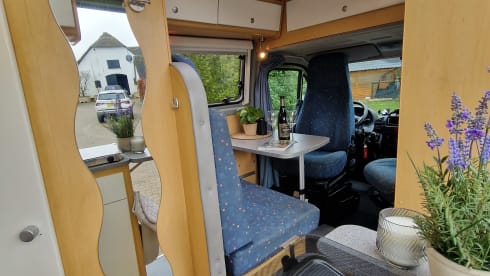 OFF-GRID – Super complete bus camper! fully furnished