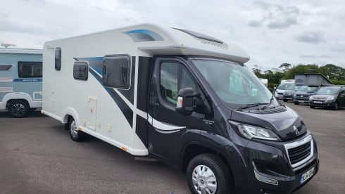Bertha – 4 berth Bailey complete with secure dog pen