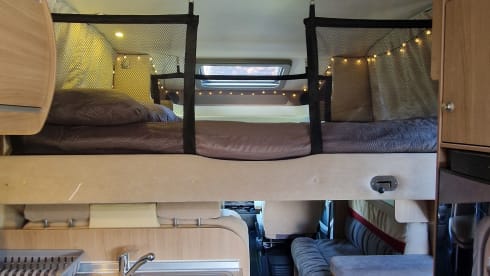 Casa Cozy  – 4p Bürstner semi-integrated from 2009