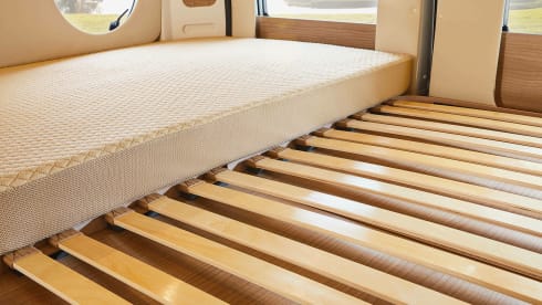 Carthago Malibu 640 LE Coupé First Class Two Rooms - Year 2024