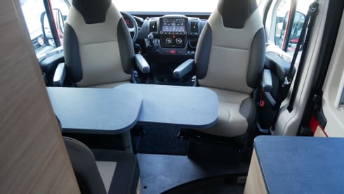 2-person Pössl bus from 2021