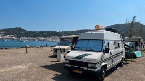 Rosie – 2p Peugeot bus from 1991