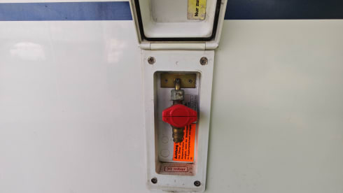 GeeGee – Autotrail Cheyenne 635SE 2006 2.8JTD met 4 slaapplaatsen