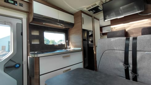 Familie camper! 6p Knaus alkoof uit 2018