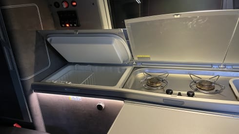 VW T6 Automaat – Aloha Beach Camper Blue