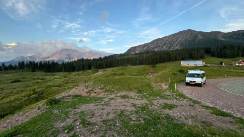 Onnie – Onnie on the Road | Offgrid Vanlife