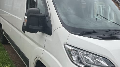 Freedom  – 3 berth Citroën Camper  from 2019