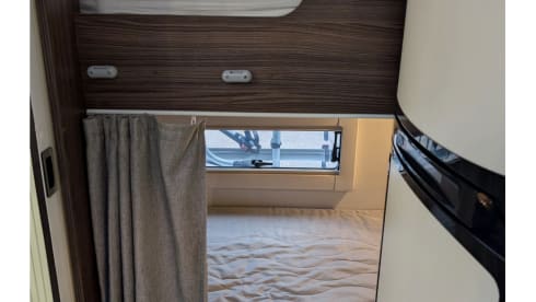 Ben – Luxury 4 berth Benimar Mileo 313 Compact Motorhome