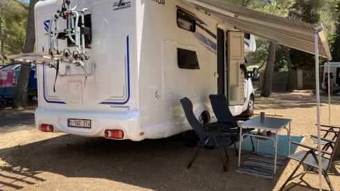Spacious family camper
