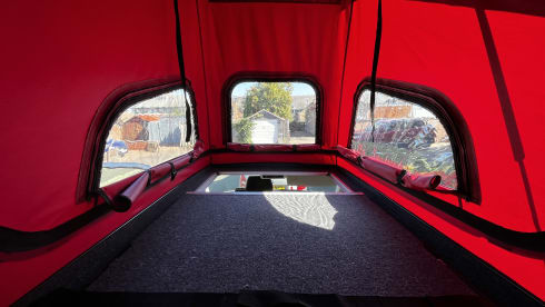 Stella – Beautiful 4 Berth VW Campervan