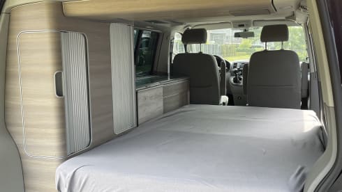 Black Berry – 4p VW T5 California
