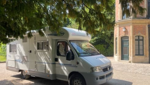 izilda & david – Camper 5 plaatsen Adriatik koraal 650SP Fiat ducato