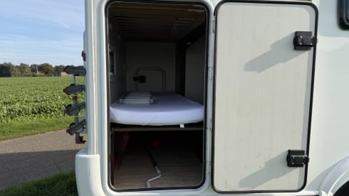 7p Hymer alcove from 2012