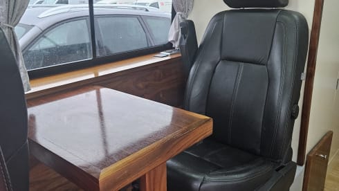 Jenny Wren – Mr DGB