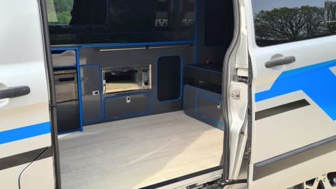 Adventurer – 4 berth Ford campervan from 2019