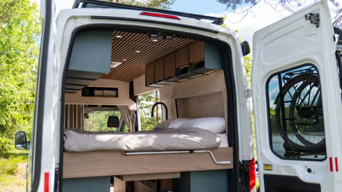 Womby – 2-seater Ford Transit L3H3 van from 2019