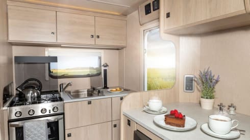 Elvis  – 2024 Auto-Trail C63 AUTOMATIC, 4 Berth Luxury Motorhome 