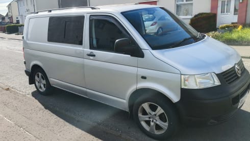 VW big van – VW Van Camper Compact and Fuel Efficient 