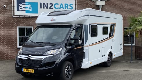 Vrijheid 1 – Bürstner T660 Limited French bed + lifting bed 2021