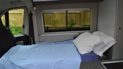 Klara – Autobus Peugeot 4 couchettes de 2018