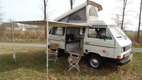 Spooky! – Complete VW T3 Camper