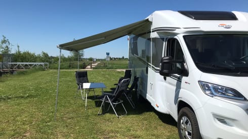 CARADO T338 Camper Clever Edition 2021 with air conditioning