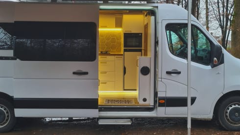 Luxe buscamper 2p – 2p Renault bus from 2019