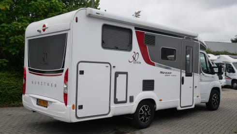 2-seater Bürstner semi-integrated from 2018