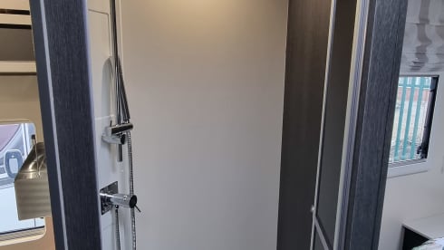 Rollerteam - Padstow – Luxury 4 berth Motorhome 