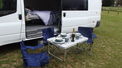 Family Friendly Off Grid Campervan (sleeps 5)