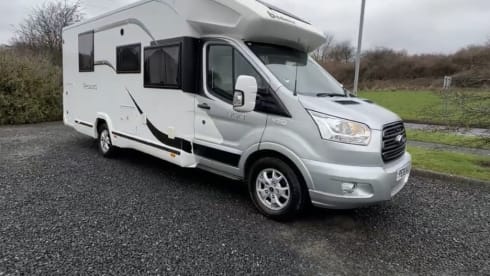 Benita – 4 berth Benimar Tessoro semi-integrated from 2019