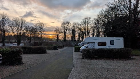 Big Bertha – Chausson-Nische mit 6 Schlafplätzen aus dem Jahr 2010