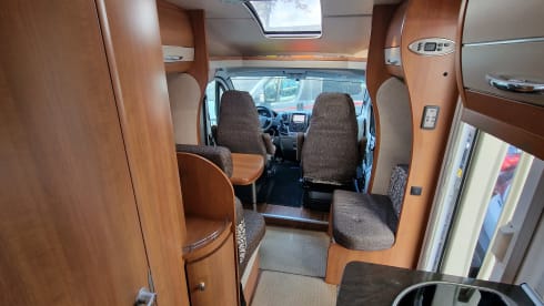 C14 – Hobby -Toscane met lage enkele bedden