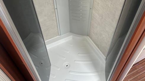 Luxury home on the road – 5 berth Fiat ducato, Super Brigg 695, 2017