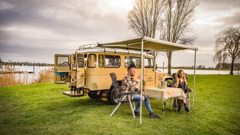 Charlie – Unique 2P Toyota BJ 45 Adventure Campervan from 1985